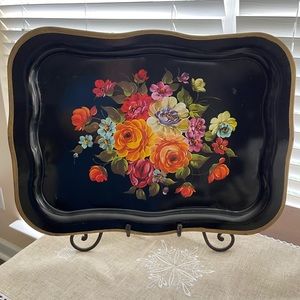 Vintage Floral Tole Tray ~ Scalloped Edges ~ Buy 2 or more for 10% discount